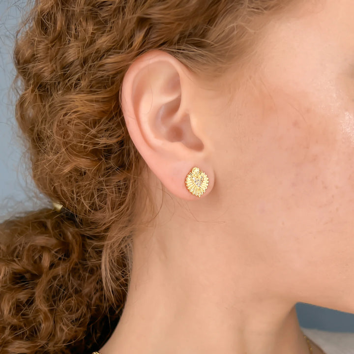 HEARTBURST STUD EARRING