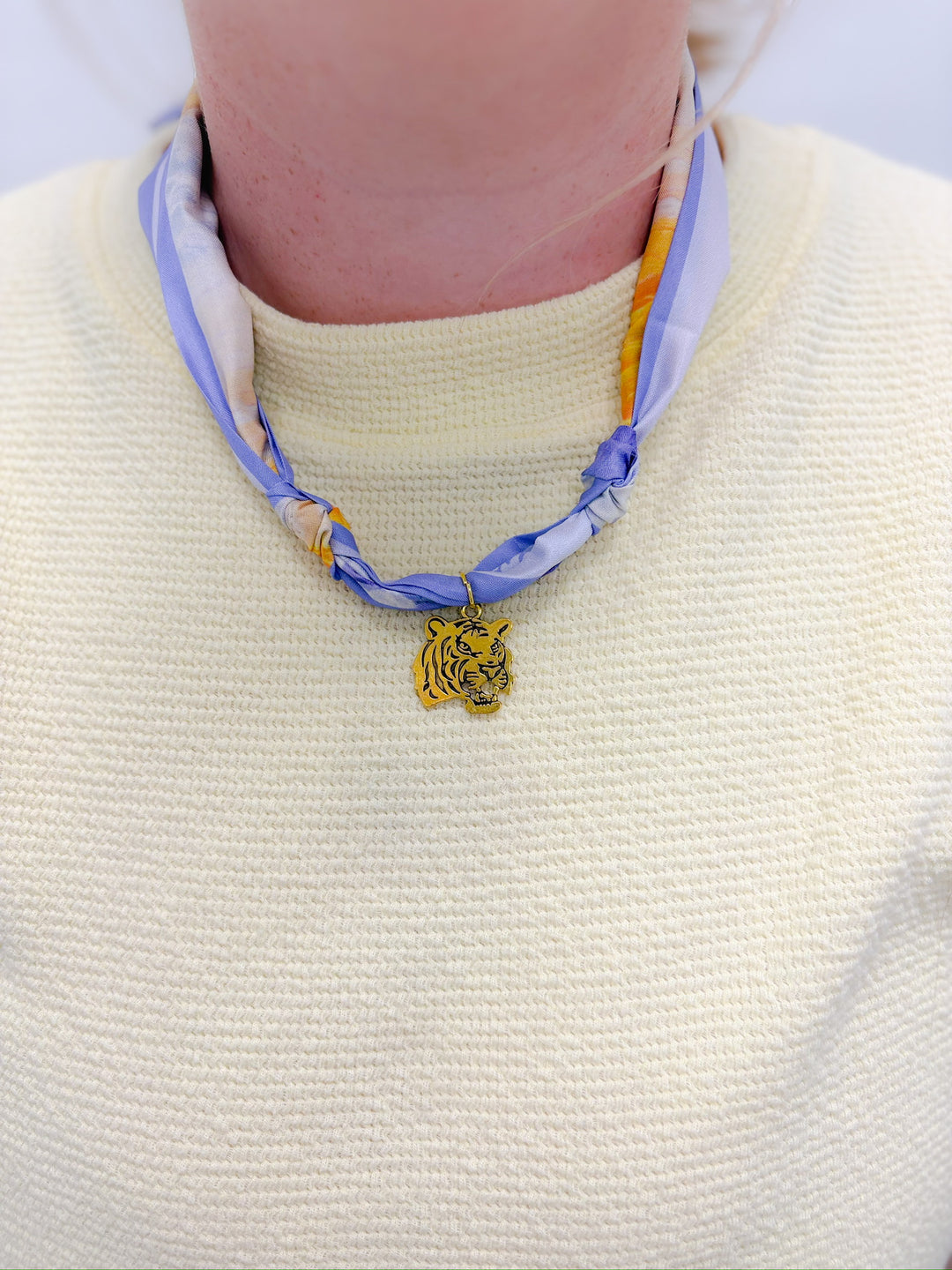 ALLISON SCARF NECKLACE - TIGERS
