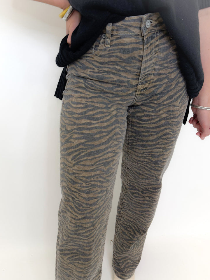 LOGAN HIGH WAIST STRAIGHT LEG JEAN - TIGER