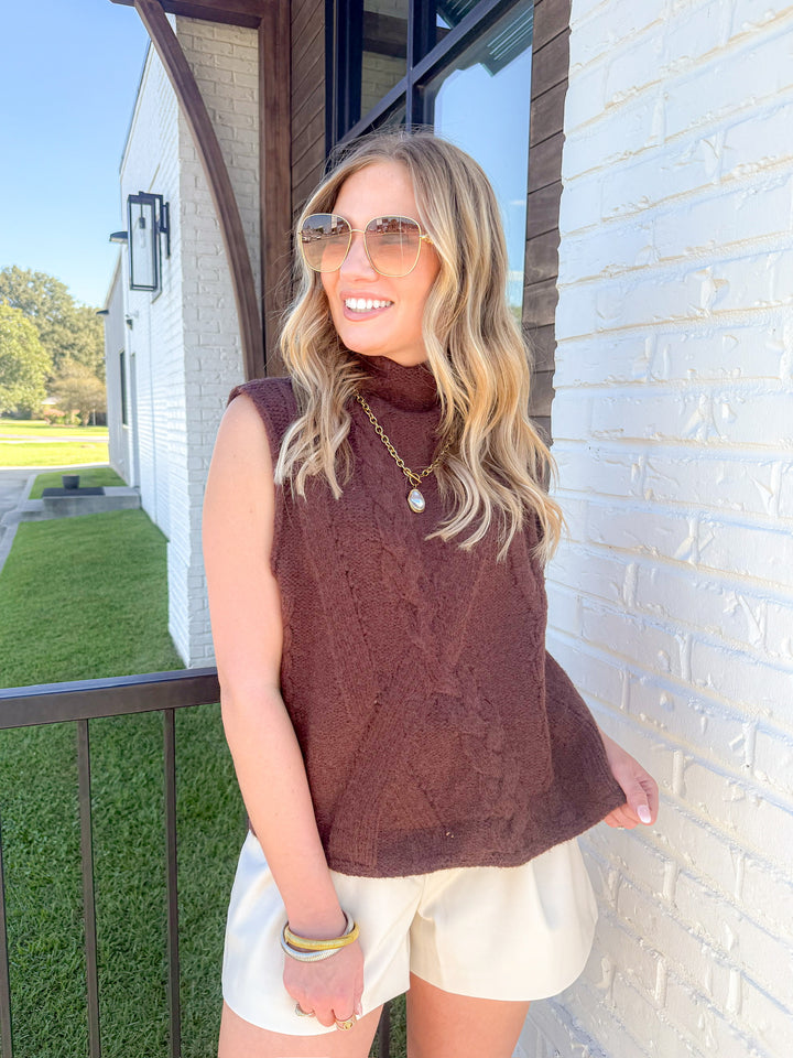 TEXTURE PLAY SWEATER VEST