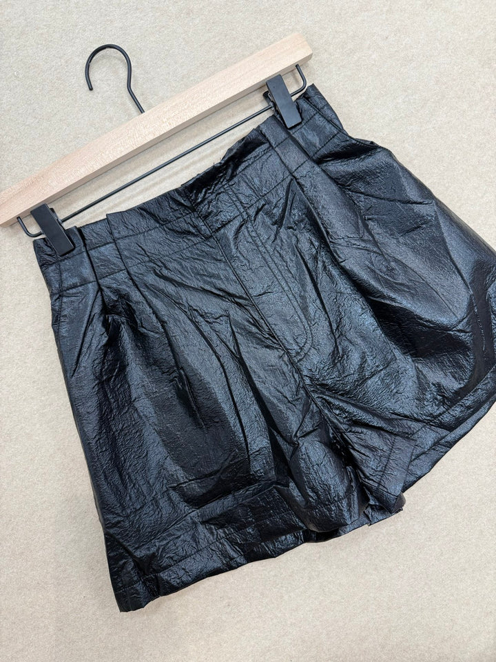 CITY SLEEK SHORTS