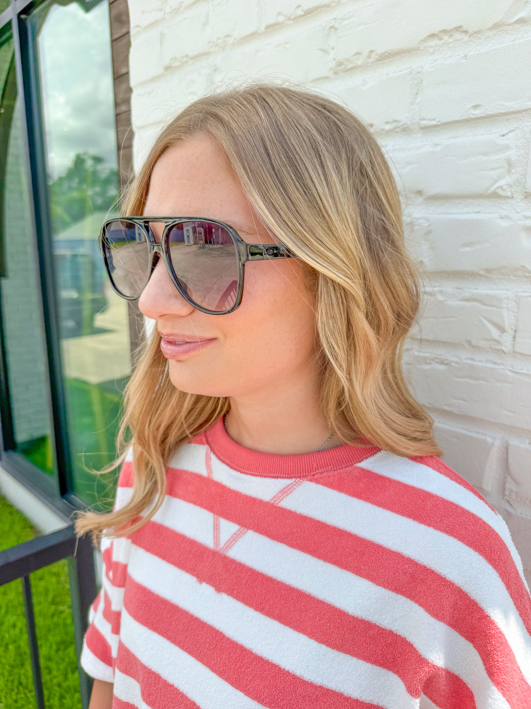 THE COOL GIRL SUNNIES