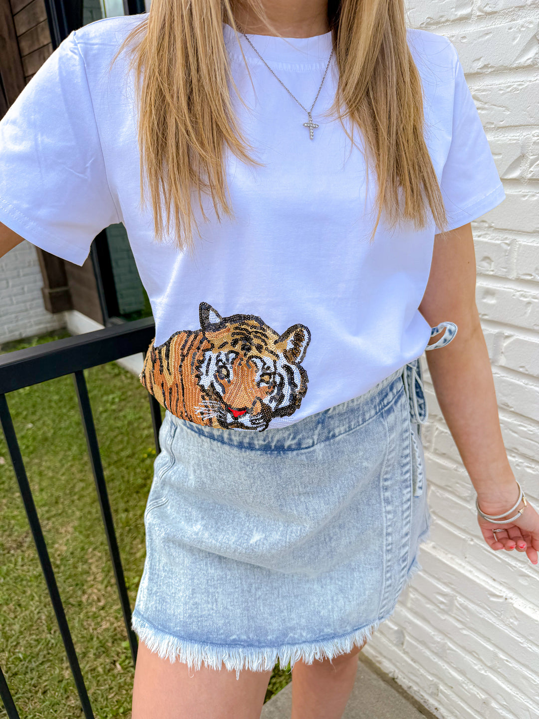 TIGER WRAP AROUND TEE