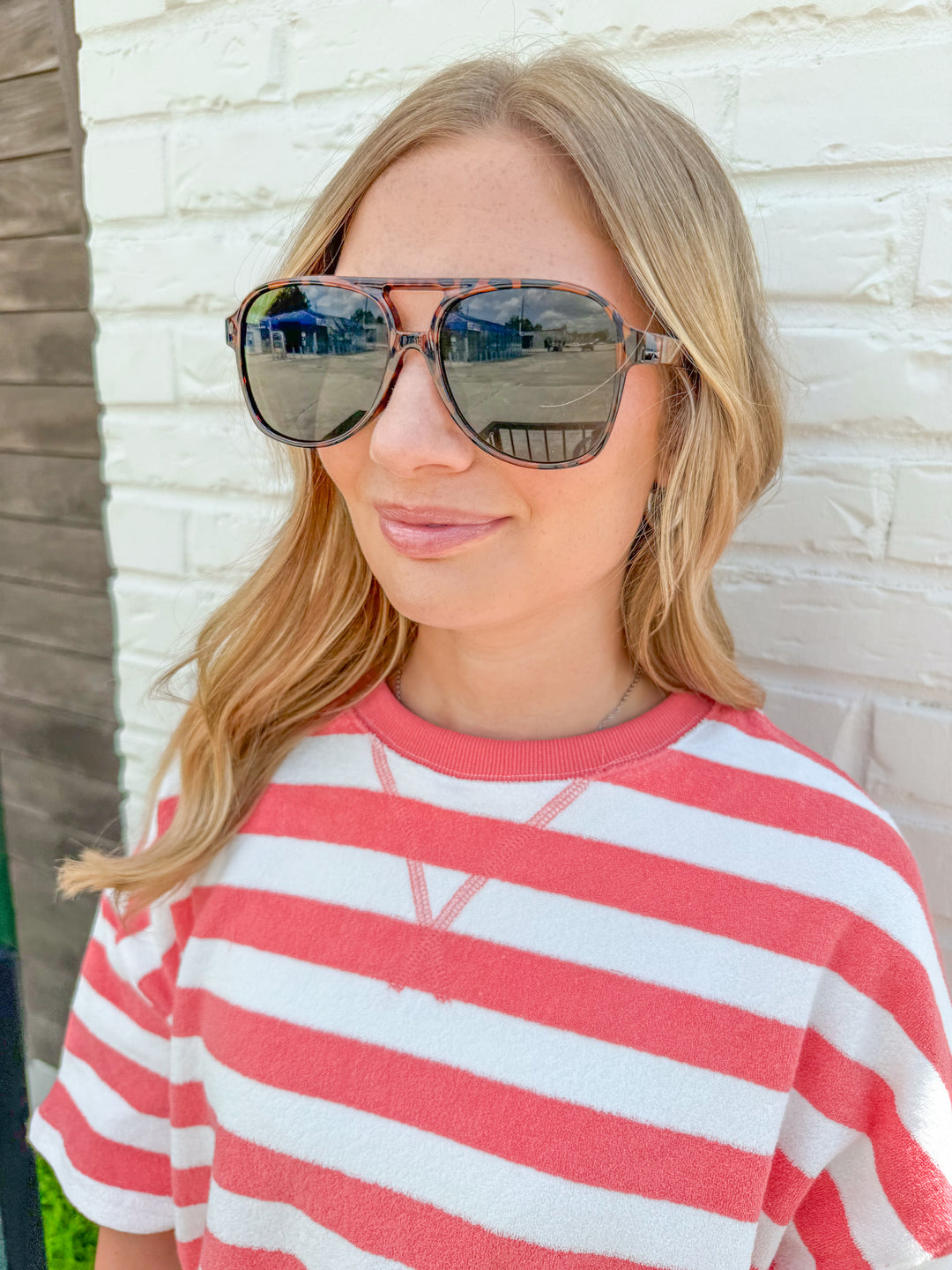 THE COOL GIRL SUNNIES