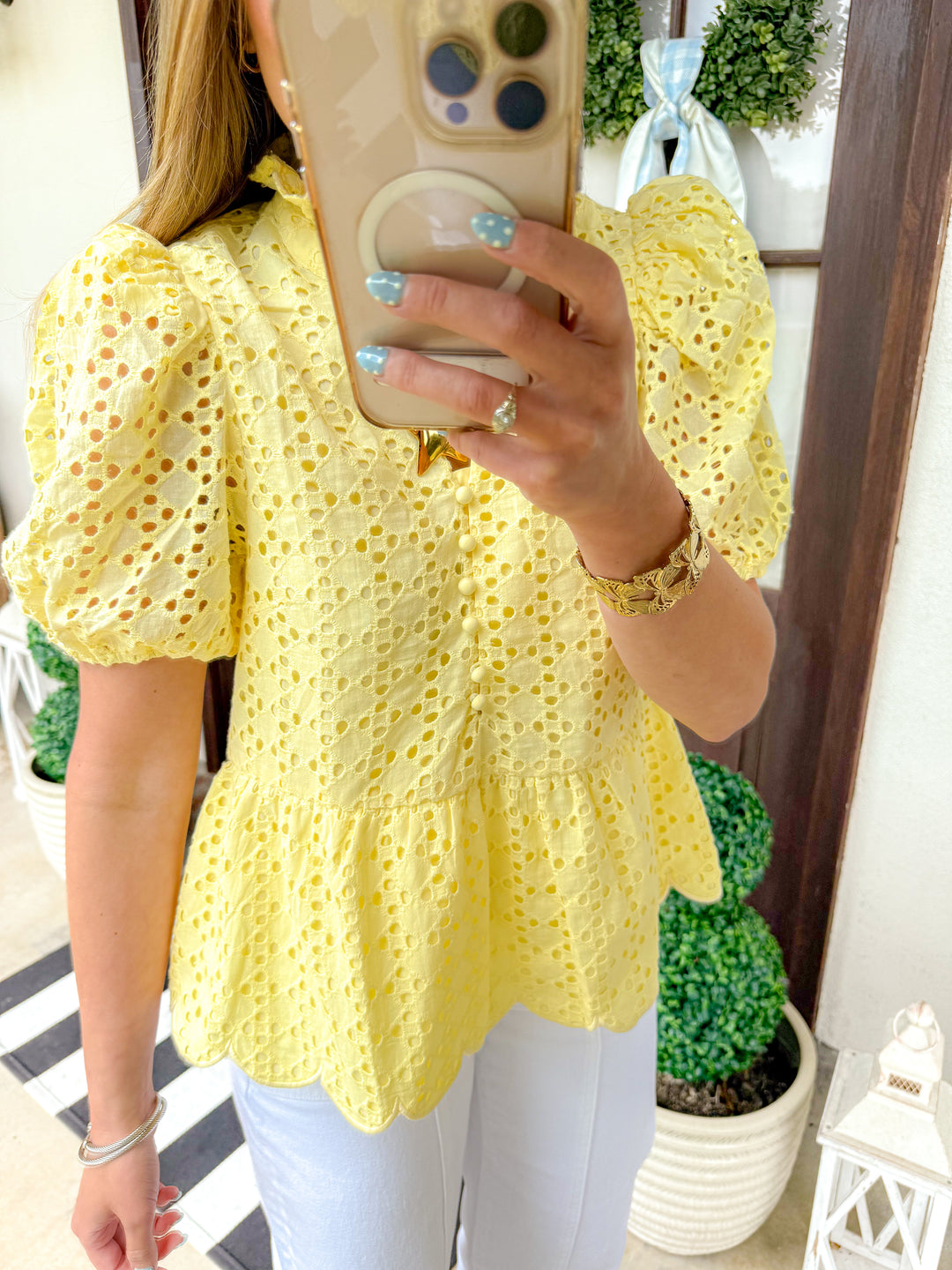 LIGHT AND LOVELY TOP