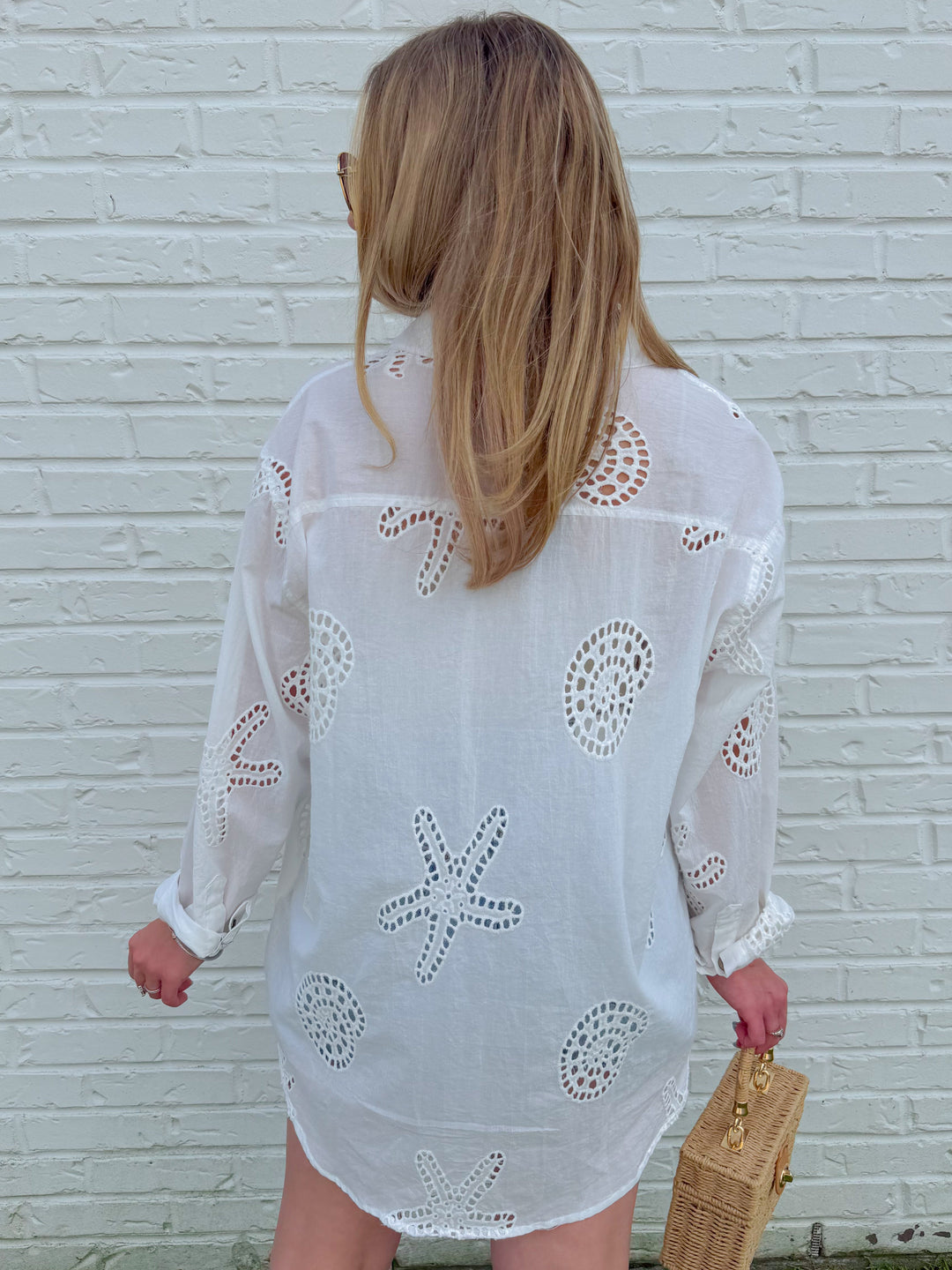 THE BEACH WALK BUTTON UP