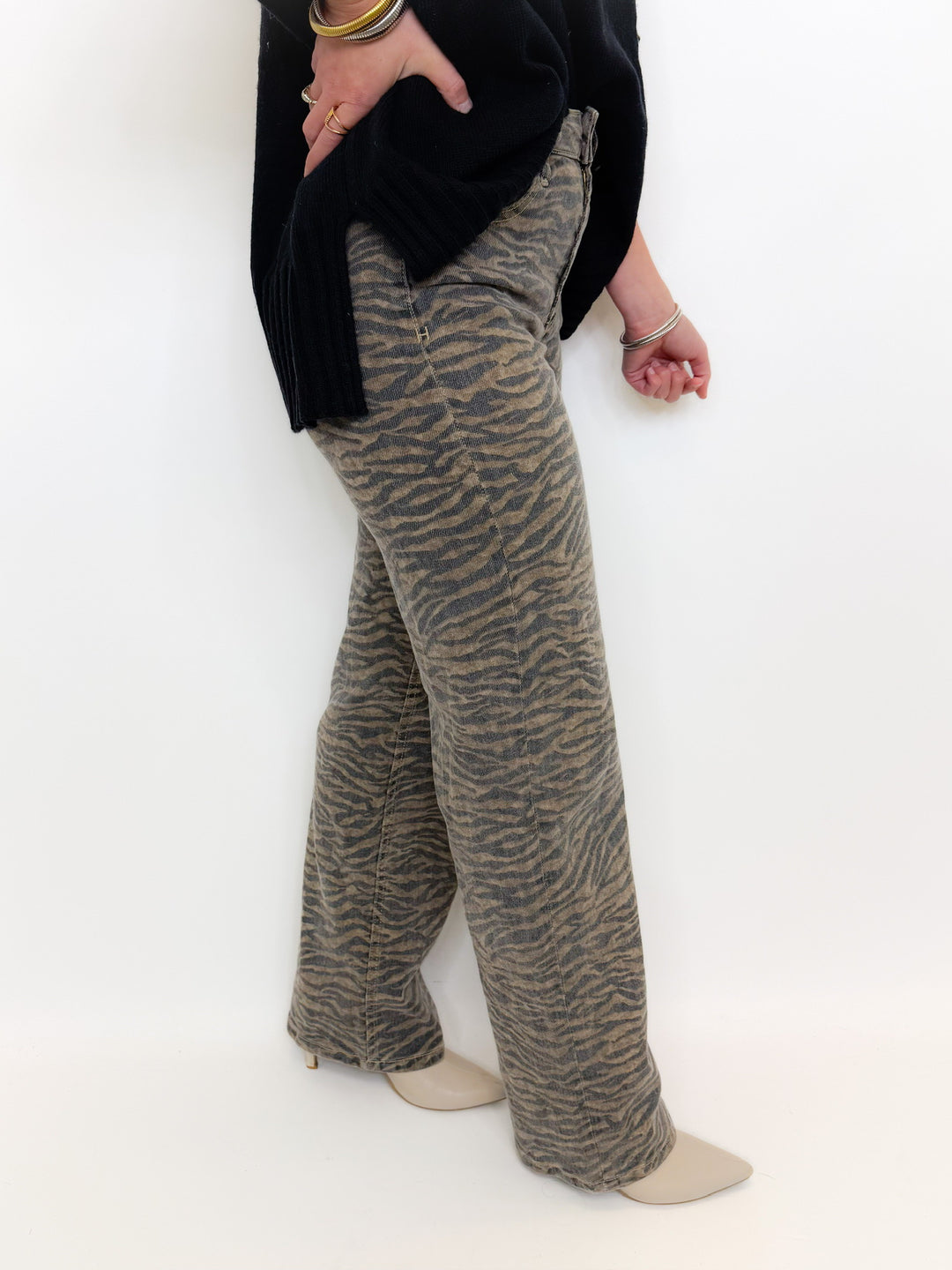 LOGAN HIGH WAIST STRAIGHT LEG JEAN - TIGER