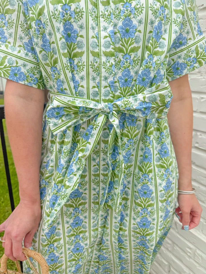 THE GRACEFUL FORM DRESS