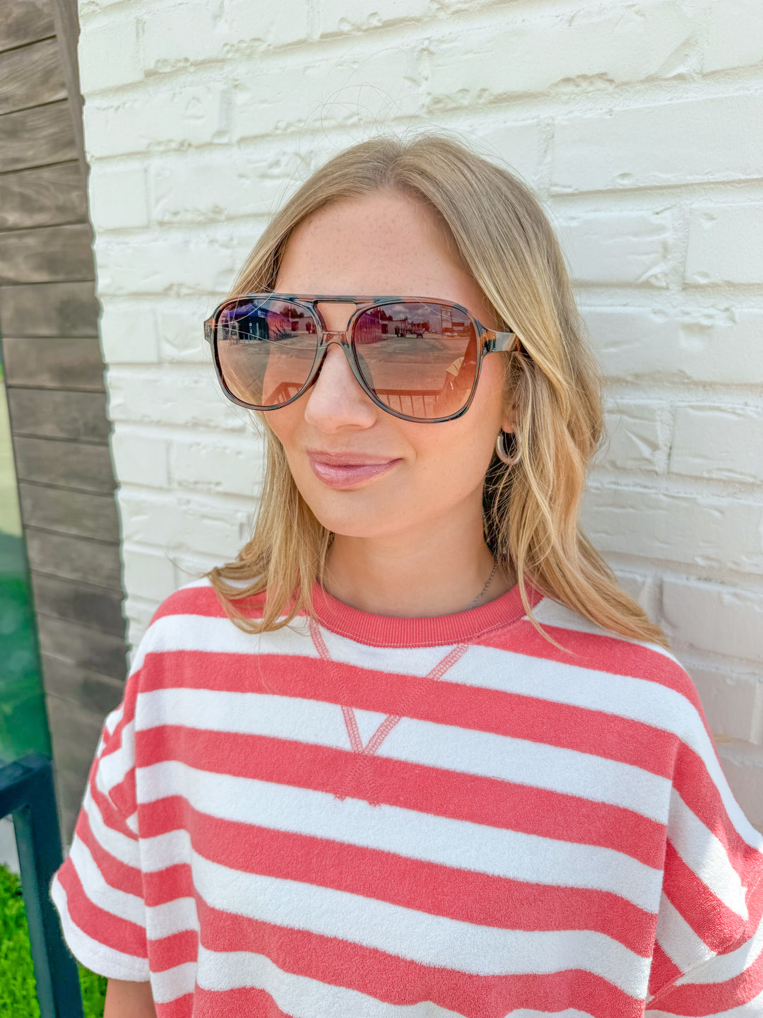 THE COOL GIRL SUNNIES