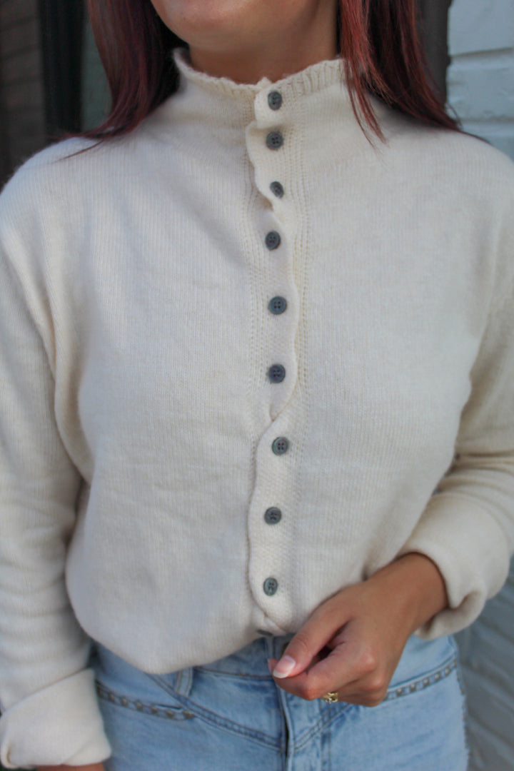BECCA CREAM BUTTON UP CARDIGAN