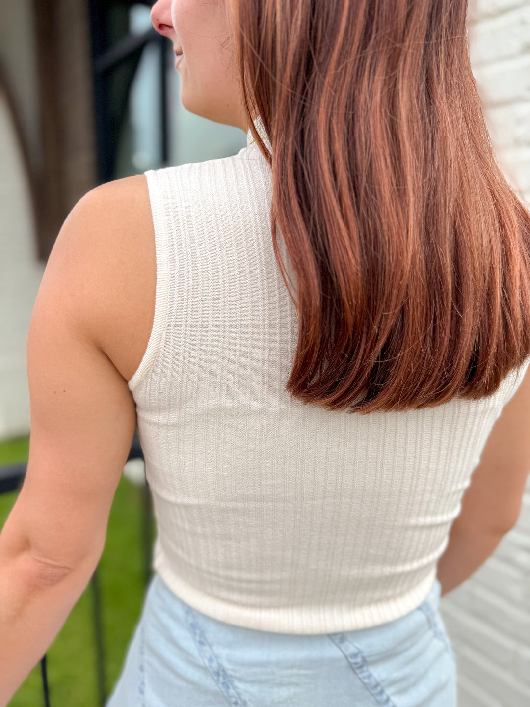 ELEVATED BASIC SLEEVELESS KNIT TOP