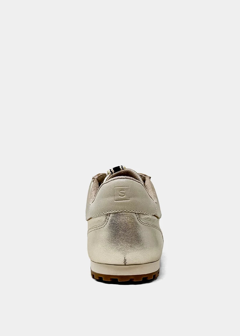 HILLARY GOLD SNEAKER