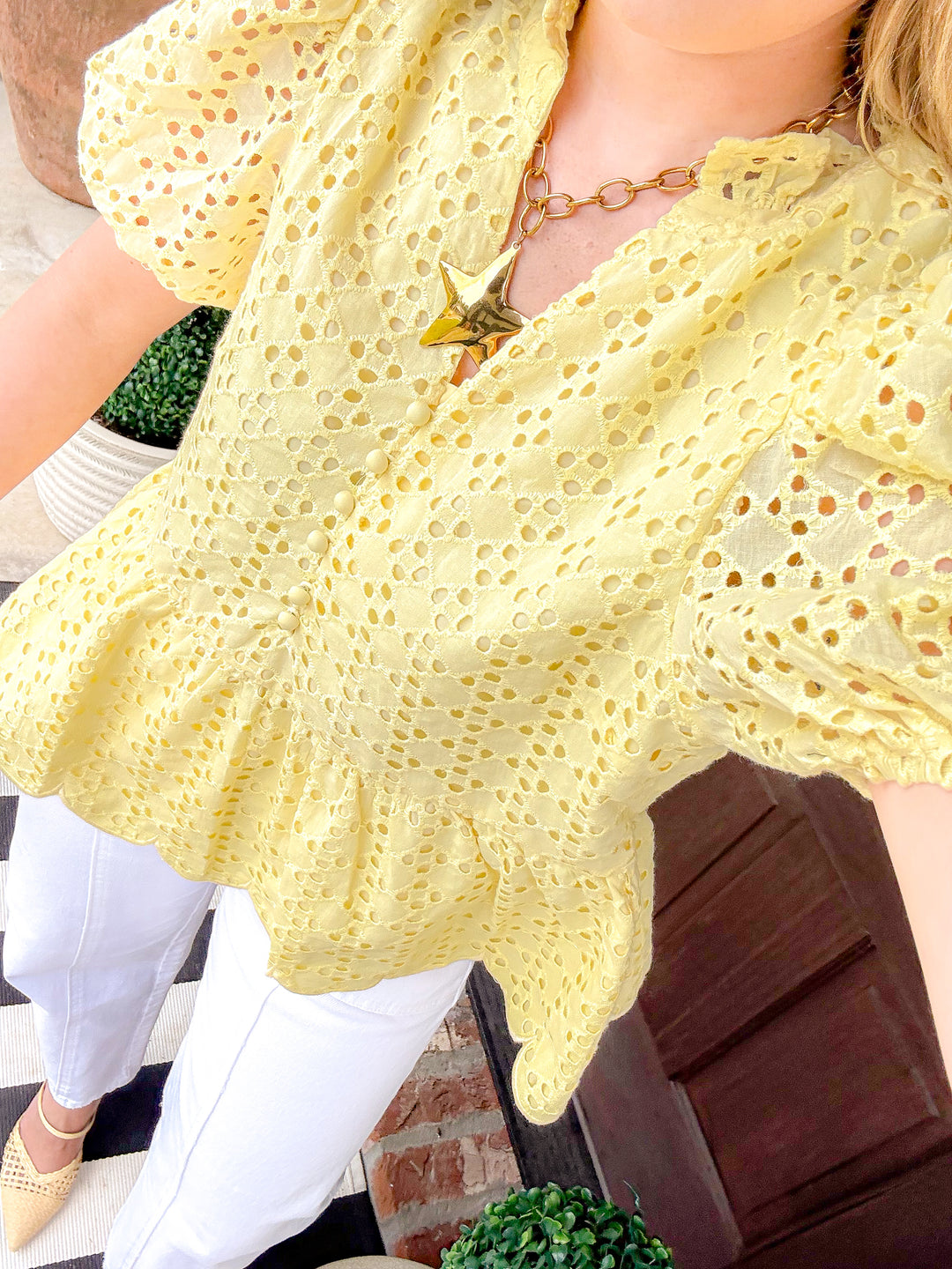 LIGHT AND LOVELY TOP