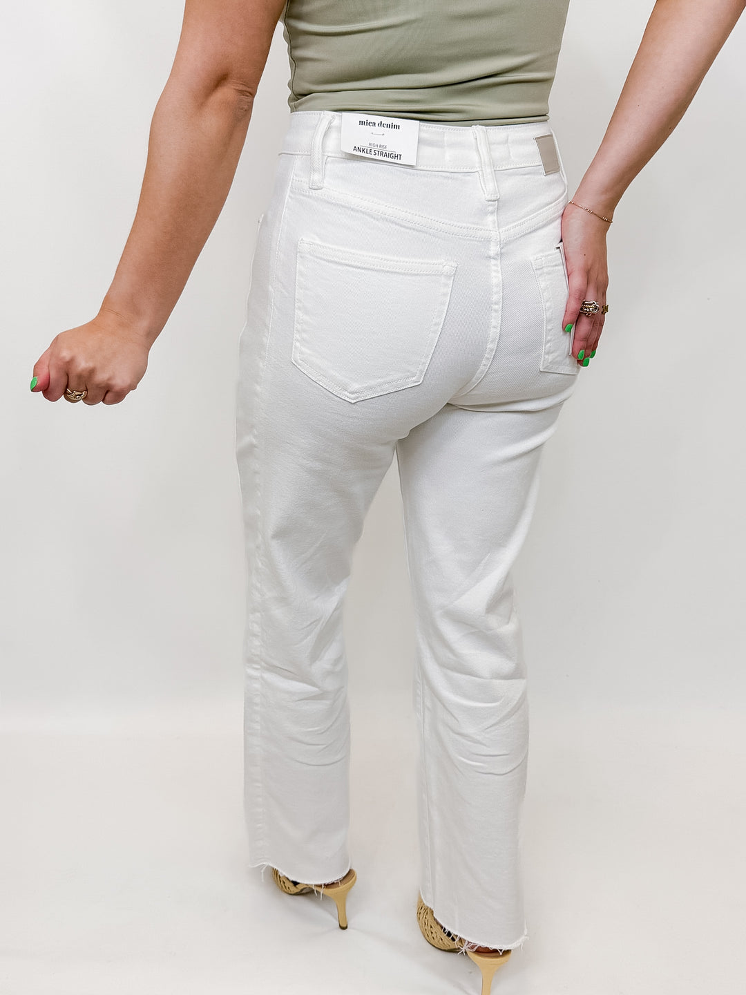 THE SMOOTH STRUCTURE WIDE LEG JEAN