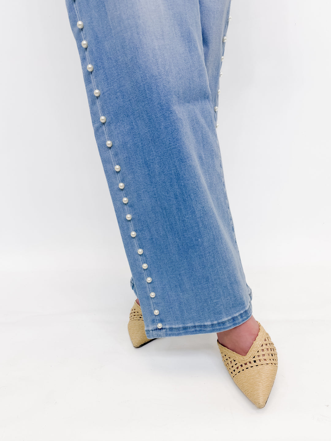THE PEARL DETAIL WIDE LEG JEAN