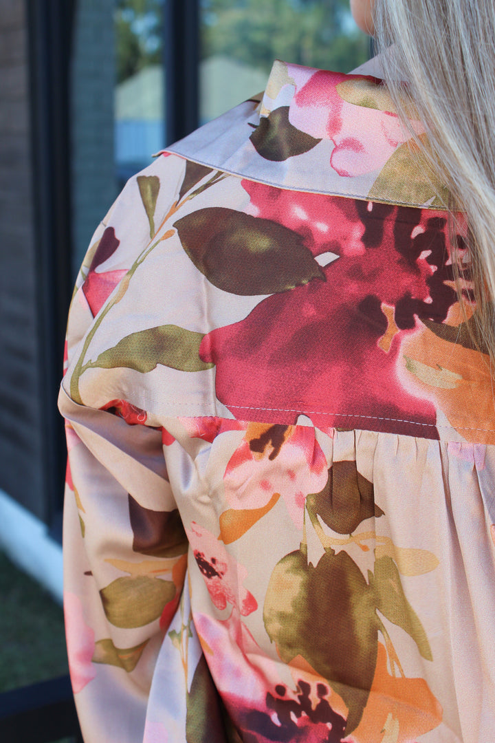 SOFTLY SPOKEN FLORAL BLOUSE