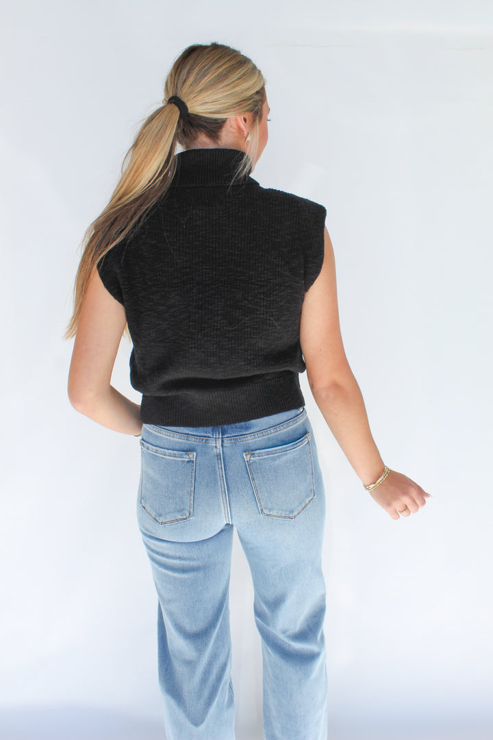 THE TATUM STRUCTURED CAP SLEEVE TURTLENECK TOP
