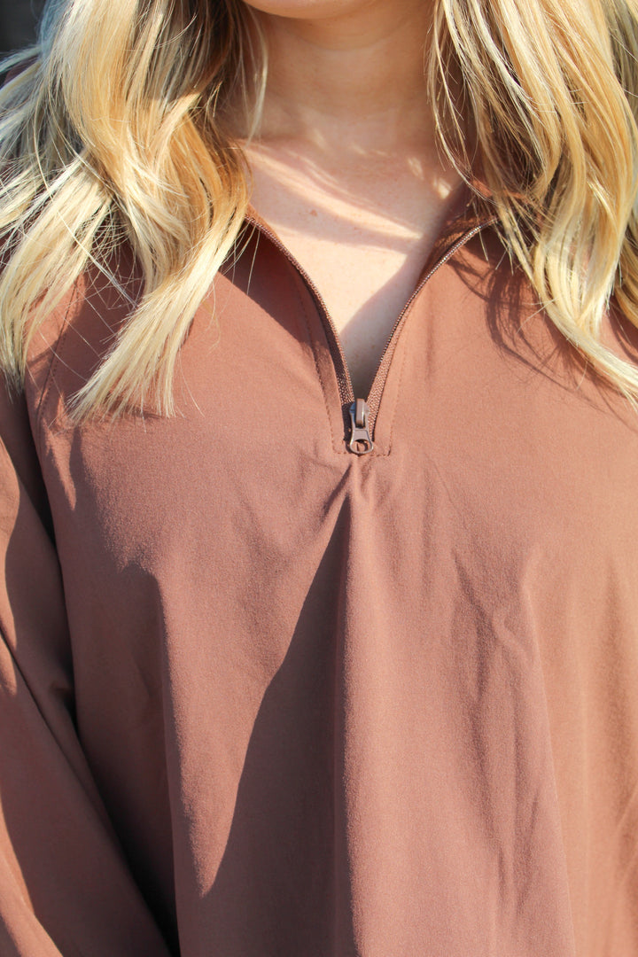 SCULPT HALF ZIP WINDBREAKER