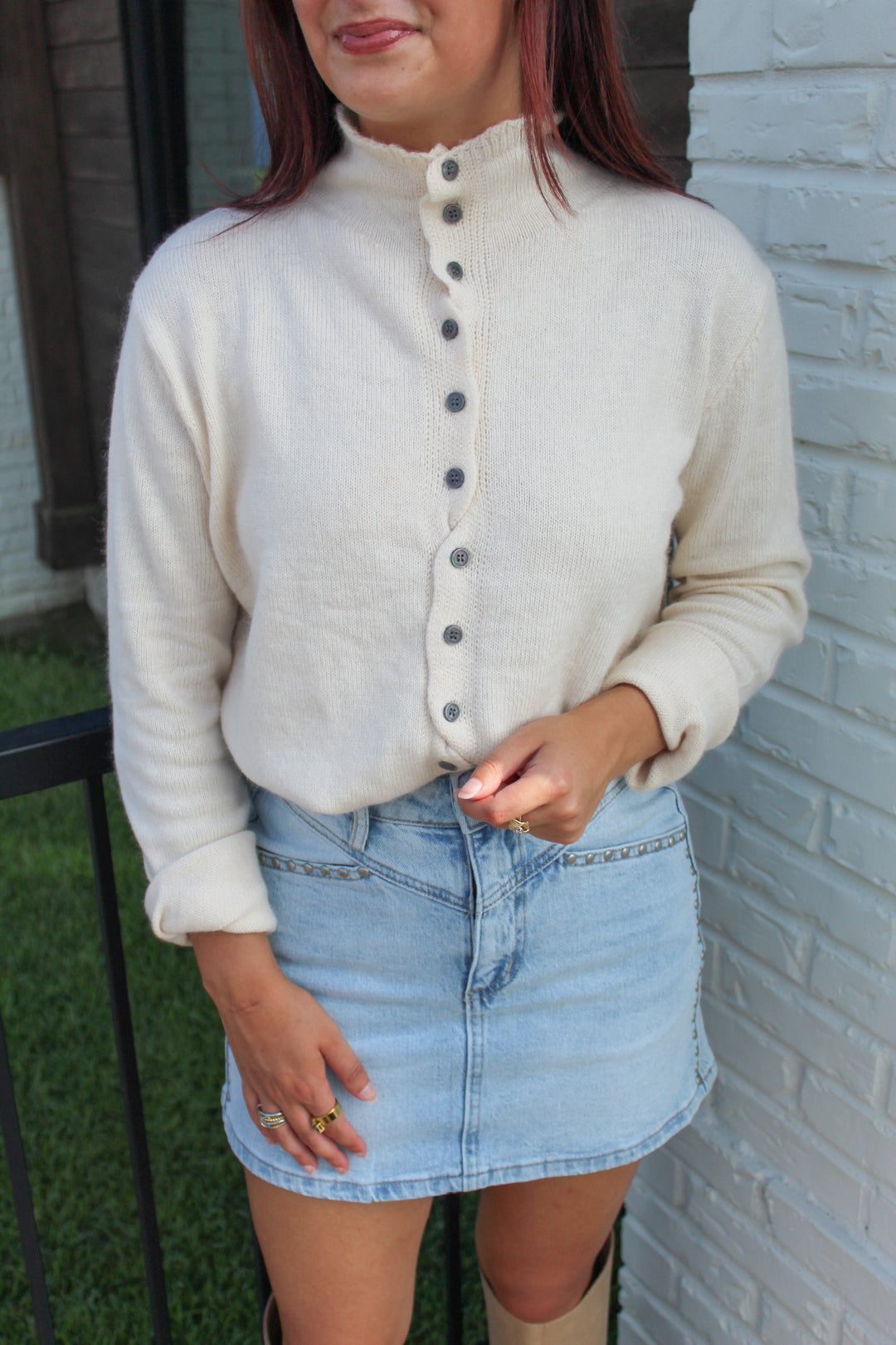 BECCA CREAM BUTTON UP CARDIGAN