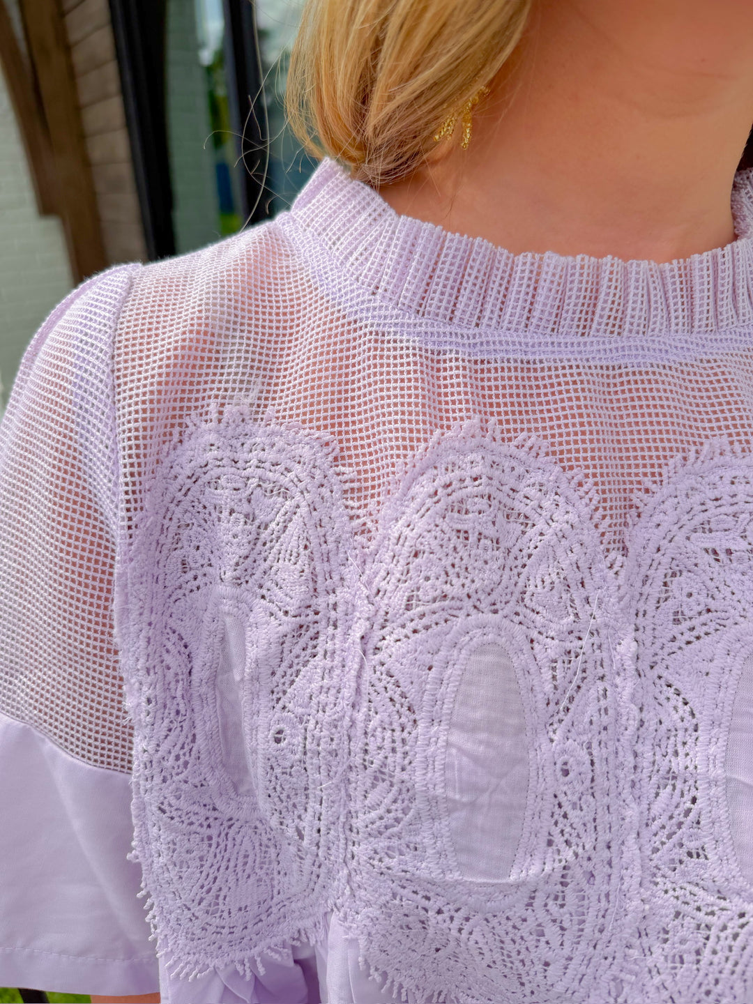 DELICATE MOMENTS BLOUSE