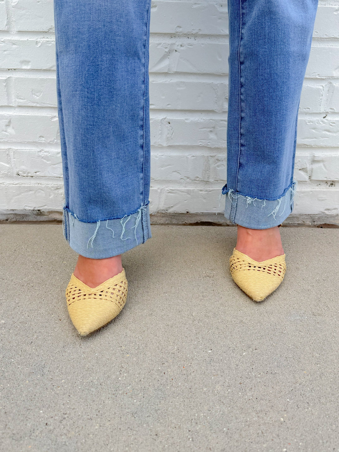 JADE HIGH RISE STRAIGHT LEG JEAN