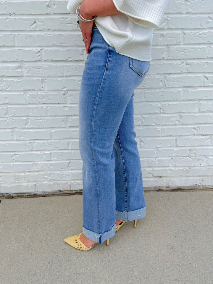 JADE HIGH RISE STRAIGHT LEG JEAN