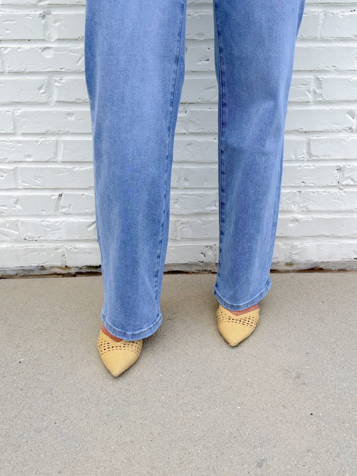 SLOANE MID RISE STRAIGHT LOOSE FIT JEAN