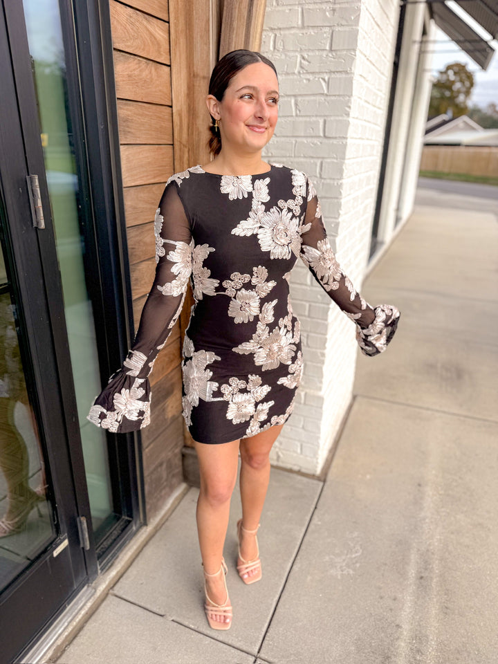 SHADOW SILHOUETTE DRESS