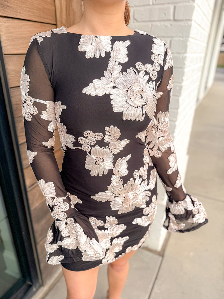 SHADOW SILHOUETTE DRESS