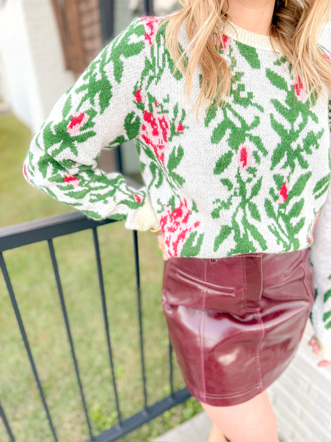 SEASON’S STORY SWEATER