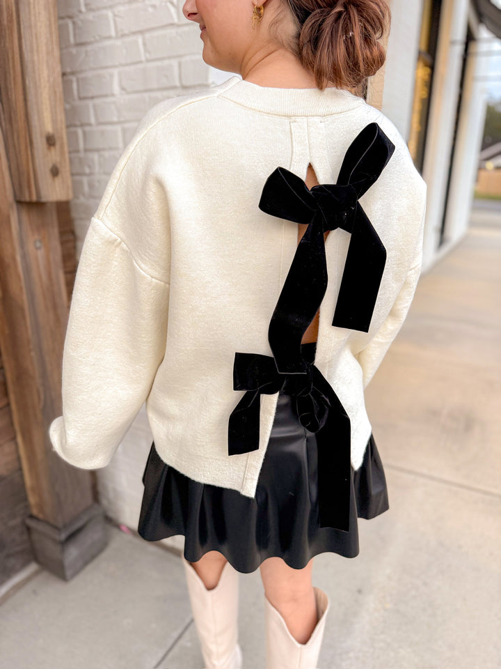 SOFT STATEMENT SWEATER
