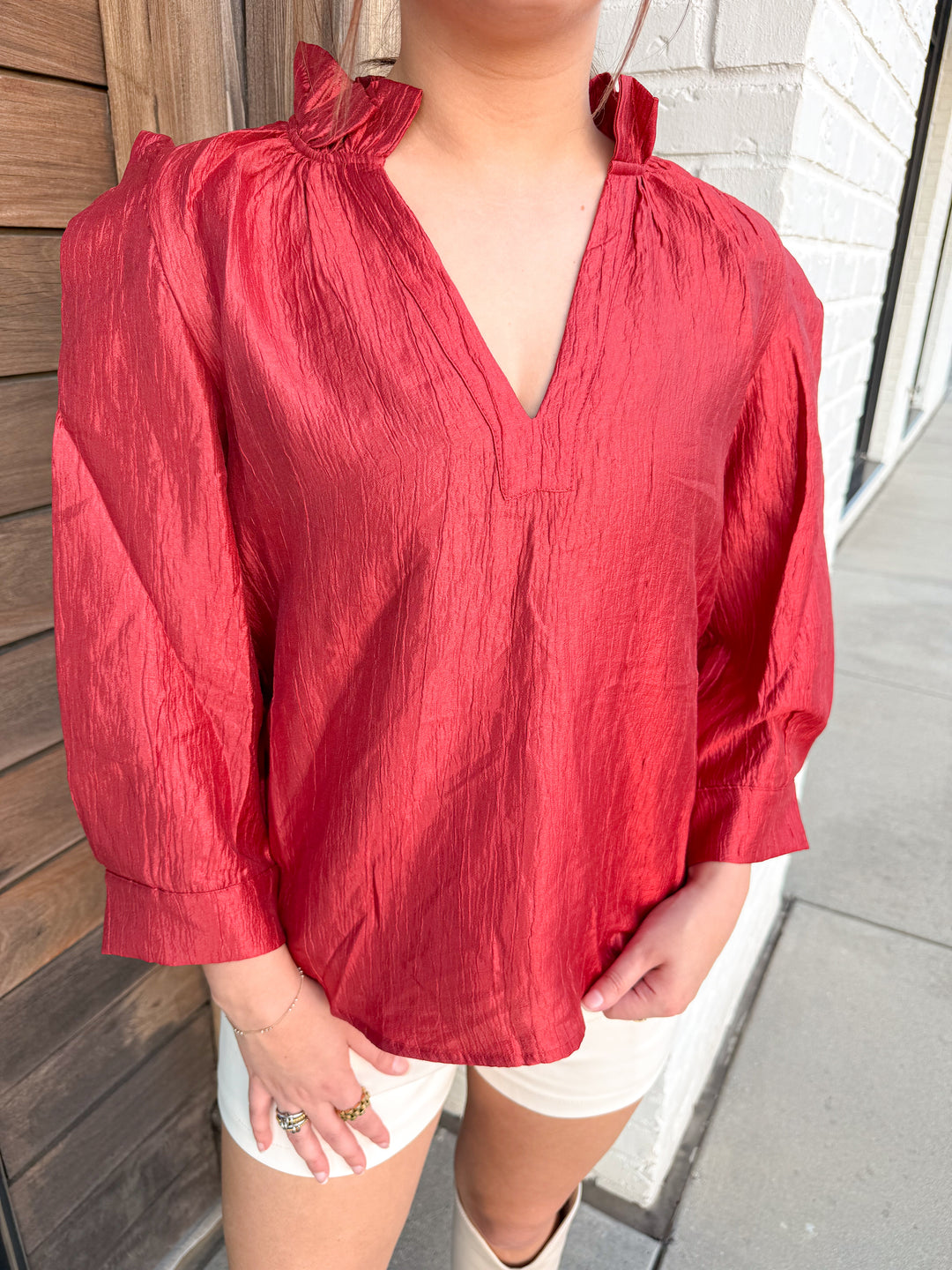 RED ROMANCE TEXTURE BLOUSE