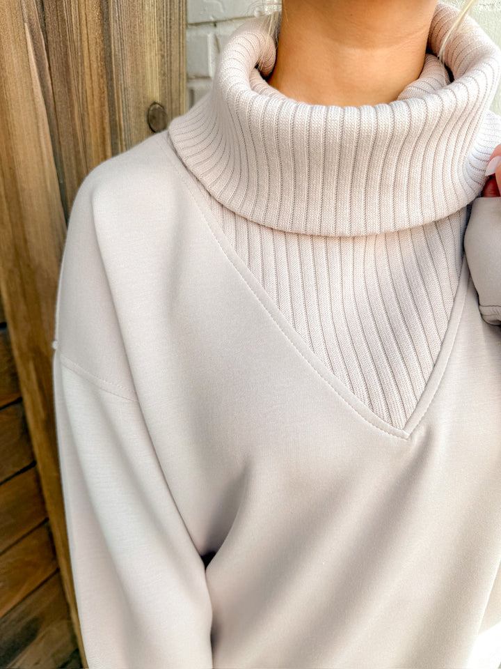 RIBBED HAVEN TURTLE NECK PULLOVER