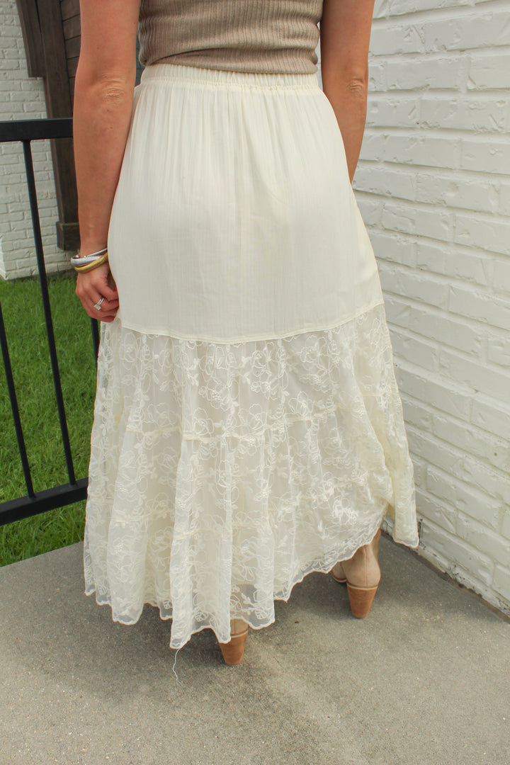 LOVELY IN LACE TRIM MAXI SKIRT