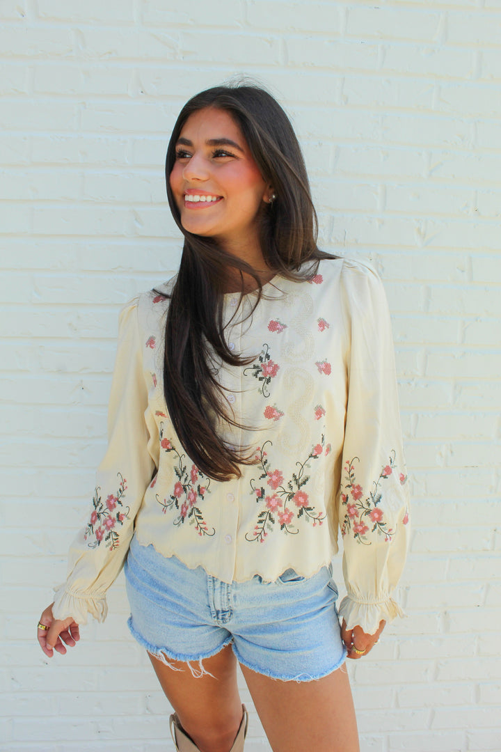 GRACE FLORAL EMBROIDERED BUTTON DOWN
