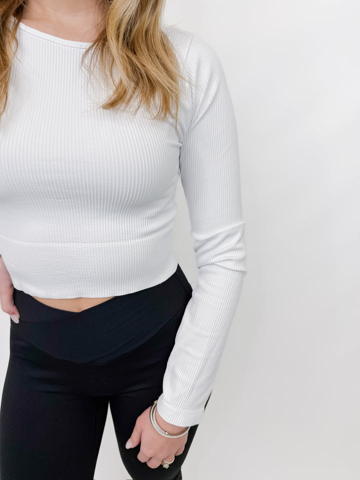 BACK TO BASIC LONG SLEEVE CROP
