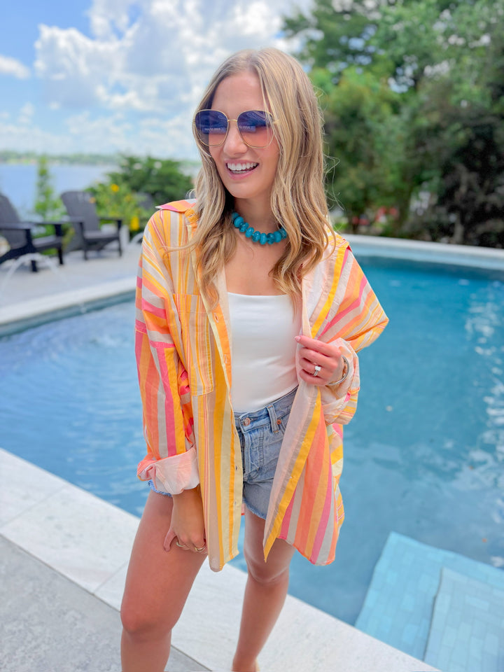 FEELING GROOVY BUTTON DOWN TOP