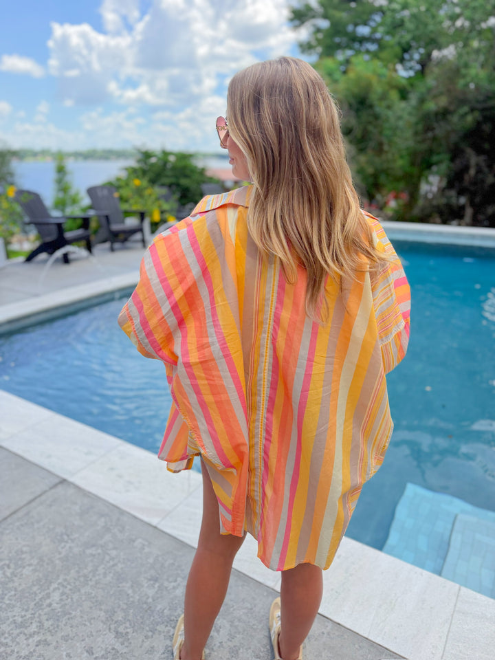 FEELING GROOVY BUTTON DOWN TOP