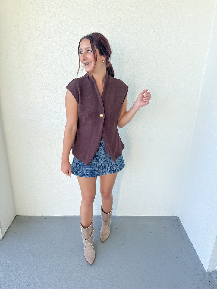 EASY CHOICE BROWN VEST SLEEVELESS SWEATER TOP