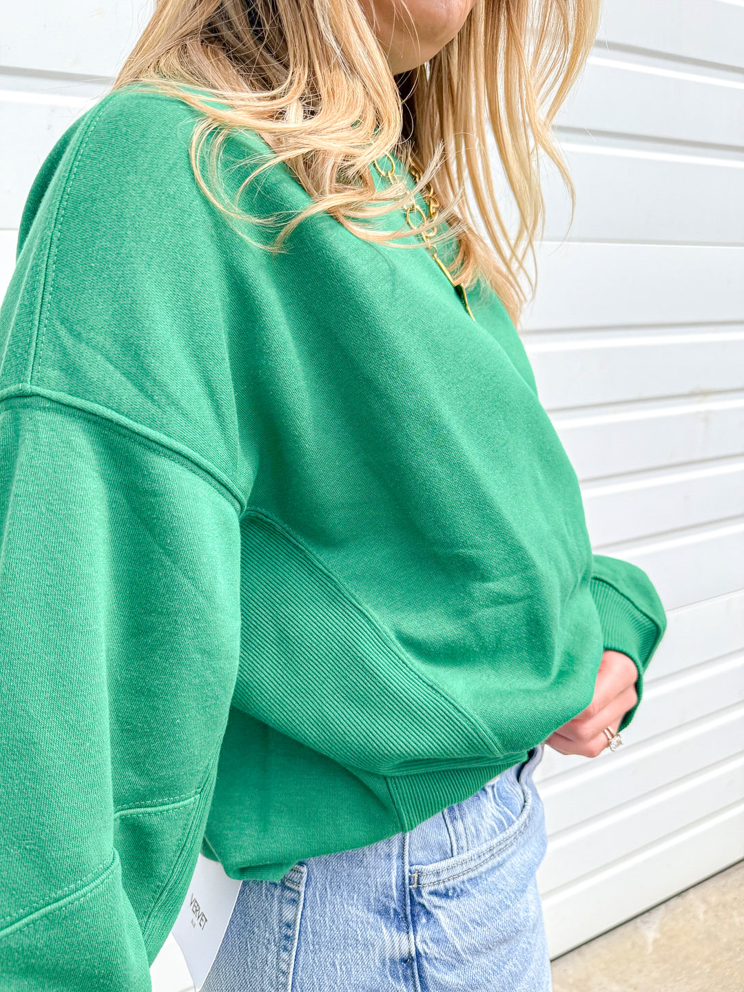 WEEKENDER SWEATSHIRT
