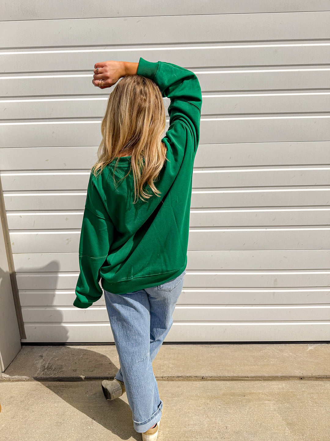 WEEKENDER SWEATSHIRT