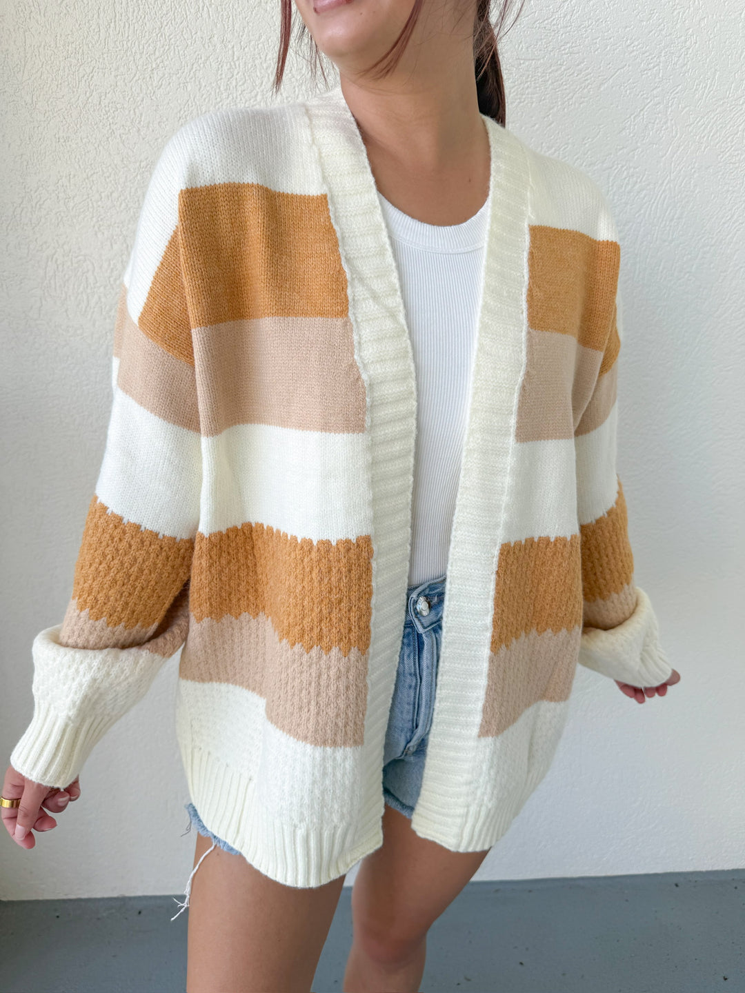 PRE-ORDER: COLOR BLOCK TEXTURED CARDIGAN