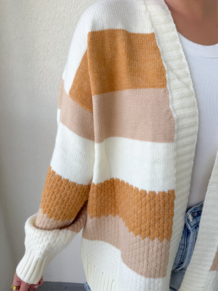 PRE-ORDER: COLOR BLOCK TEXTURED CARDIGAN