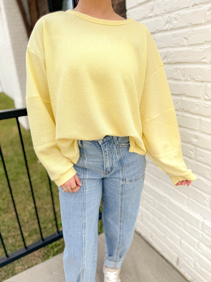 FAN FAVORITE SWEATSHIRT