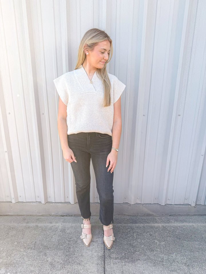 THE CLASSIC KNIT VEST