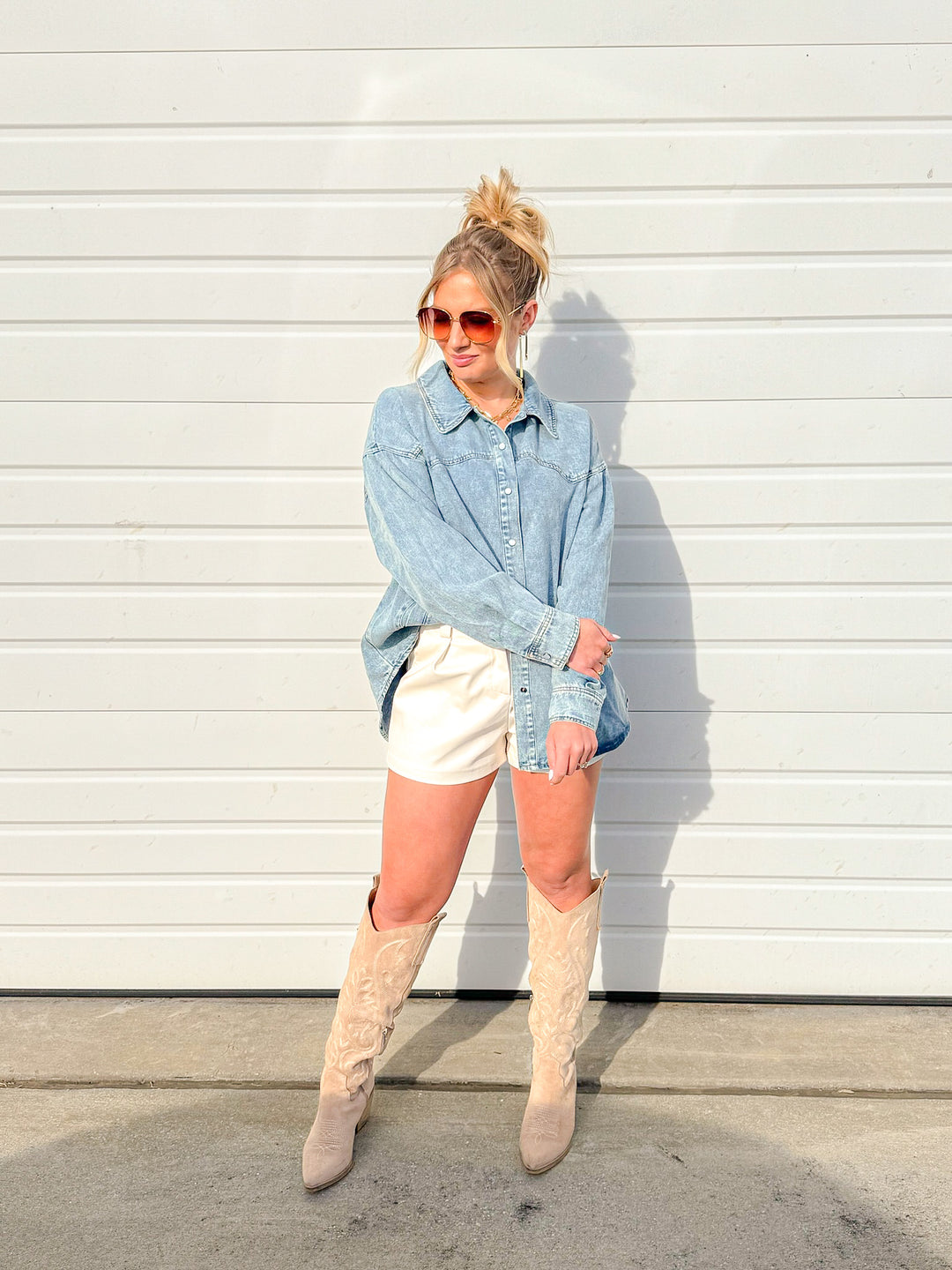 LOW KEY DENIM BUTTON UP