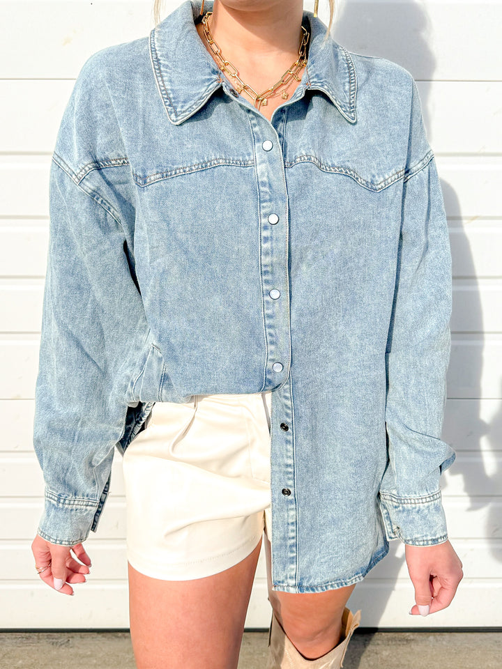 LOW KEY DENIM BUTTON UP