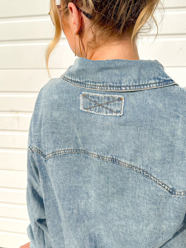 LOW KEY DENIM BUTTON UP