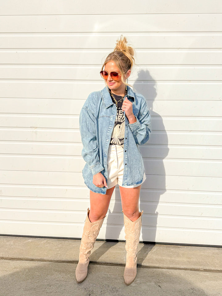 LOW KEY DENIM BUTTON UP