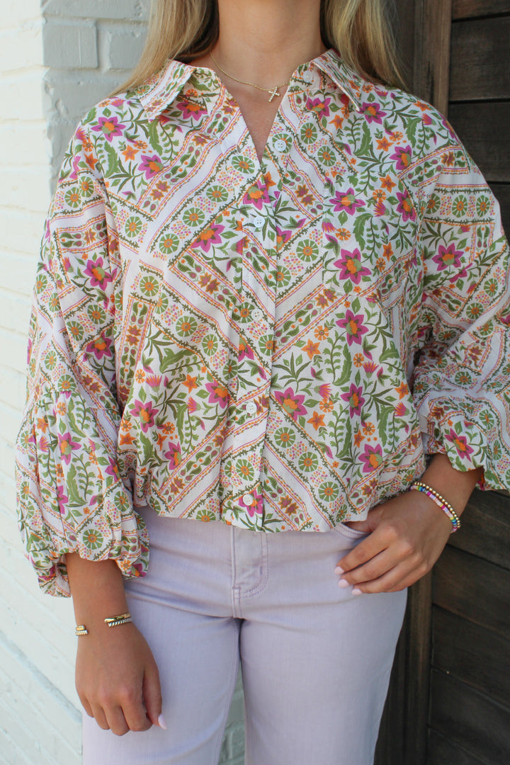 HARVEST BLOOM BUTTON DOWN BUBBLE SLEEVE BLOUSE